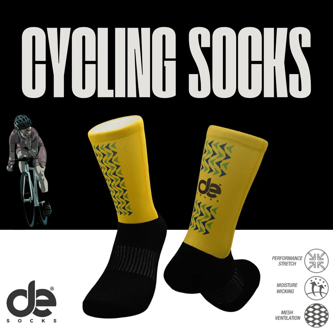Κάλτσες ποδηλασίας εκτύπωση Yellow arrows με εργονομικό σχεδιασμό για επιδόσεις. Άνεση, διαπνοή και ελαστικότητα για κάθε ποδηλάτη.