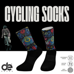 Κάλτσες ποδηλασίας συμπίεσης Playfull με διαπνέον ύφασμα και ανακυκλώσιμα υλικά. Υποαλλεργικές και κατάλληλες για έντονη ποδηλασία.