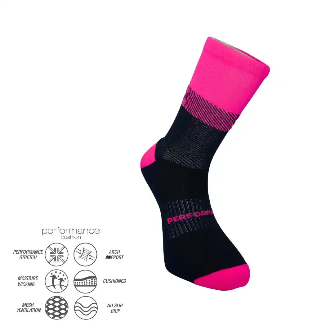 Κάλτσα τρεξίματος D-Q με mesh ventilation και no slip grip για άνεση και σταθερότητα σε κάθε διαδρομή. Κατάλληλη για trail και άσφαλτο.