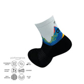 Αθλητικές κάλτσες για τρέξιμο short crew PeakRun με αντικραδασμική προστασία και διαπνέουσα πλέξη σε λευκό-μαύρο σχέδιο με χρωματιστές λεπτομέρειες.