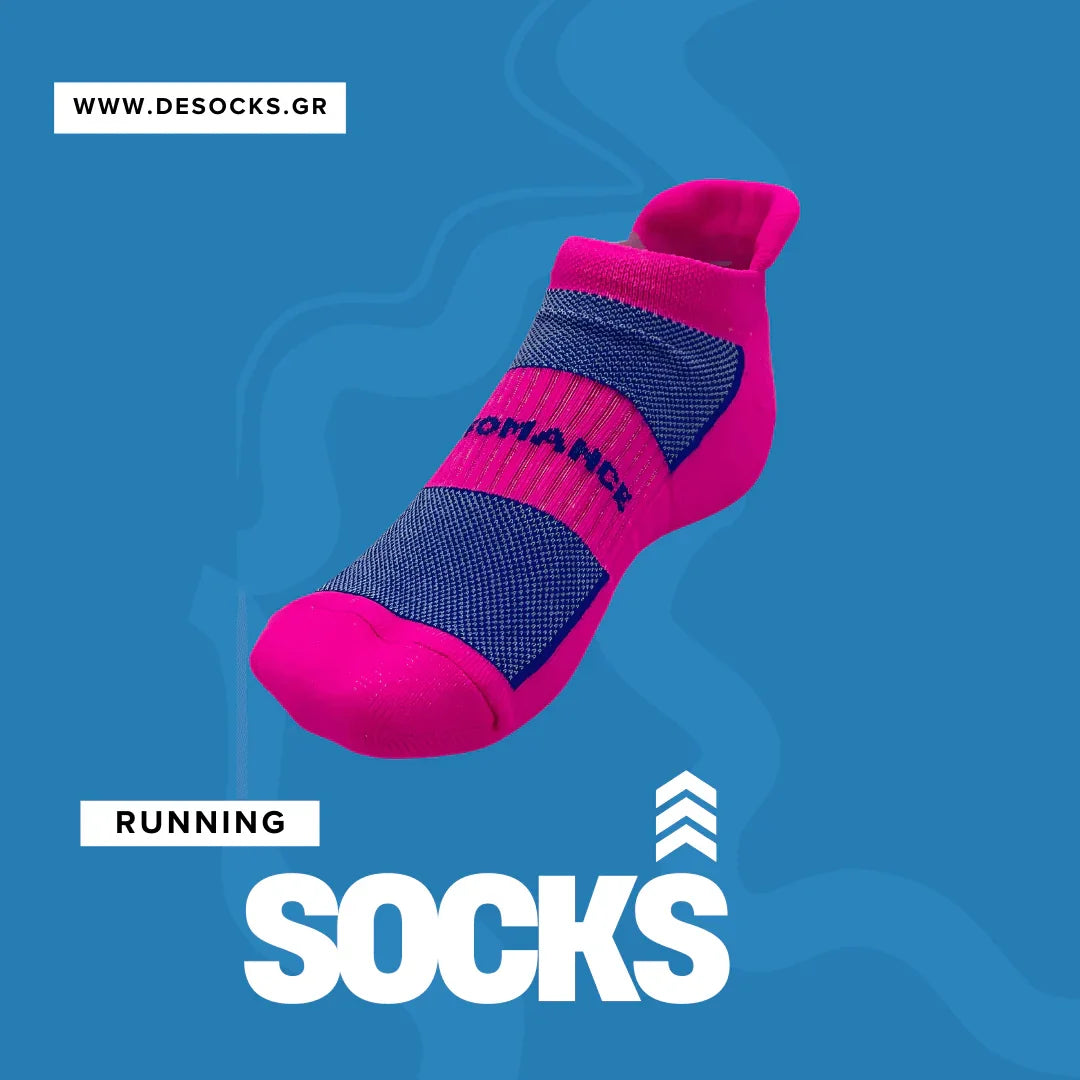 Αθλητικές κάλτσες τρεξίματος Performance σε μπλε-φούξια με τεχνολογίες υποστήριξης και διαπνοής. Best seller επιλογή για δρομείς.