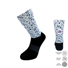 Cycling socks with geometric print