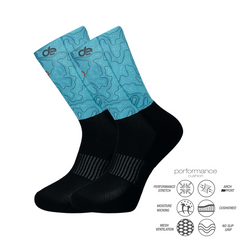 Running socks with blue map pattern crew print