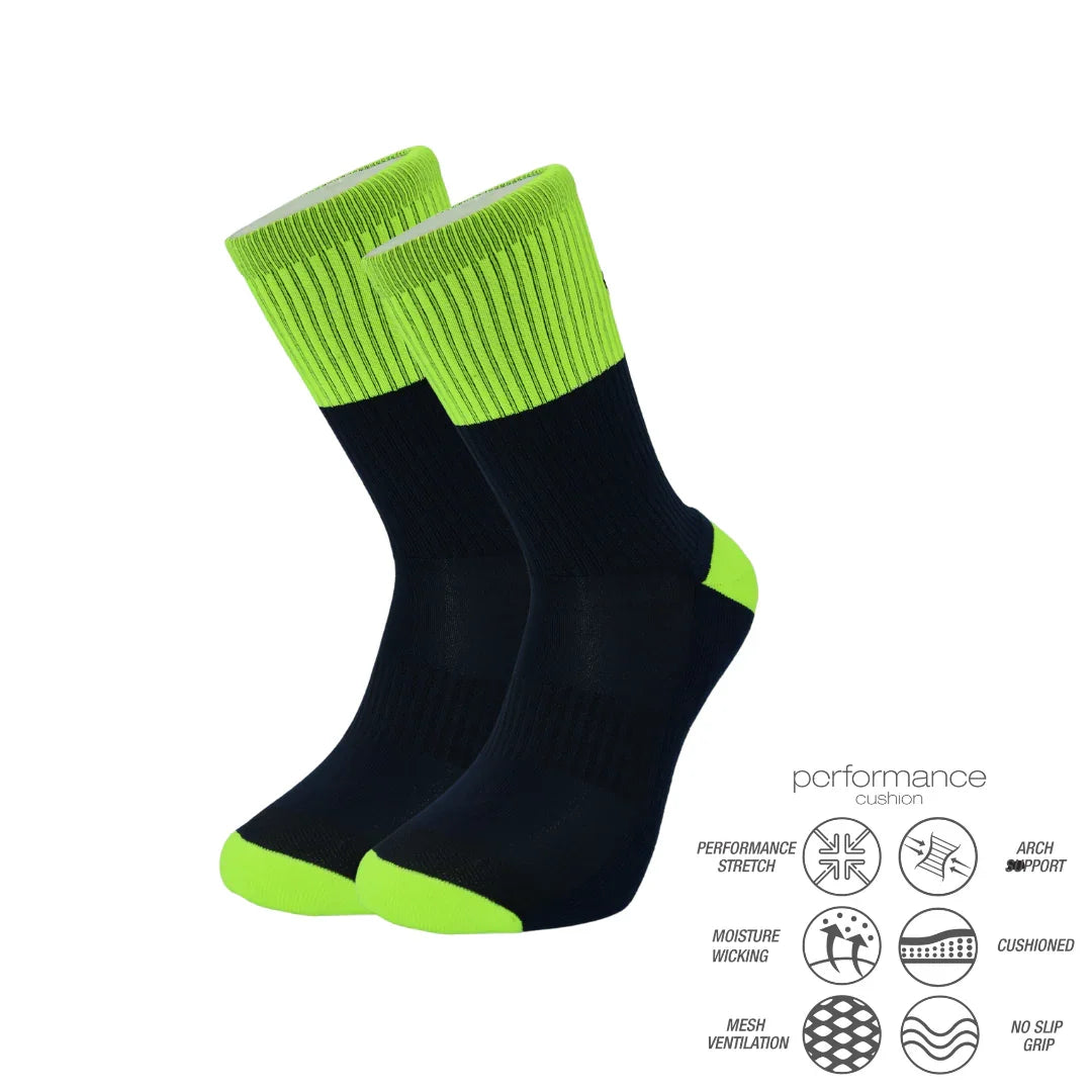Κάλτσες τρεξίματος & ποδηλασίας isothermal crew σε μαύρο και λαχανί χρώμα με αντικραδασμική προστασία και διχτυωτό σχεδιασμό για εξαερισμό.