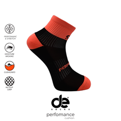 Αθλητικές κάλτσες για τρέξιμο ημίκοντες StrideRoad Μαύρο Πορτοκαλί