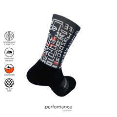 Sports socks for running with BytePattern print