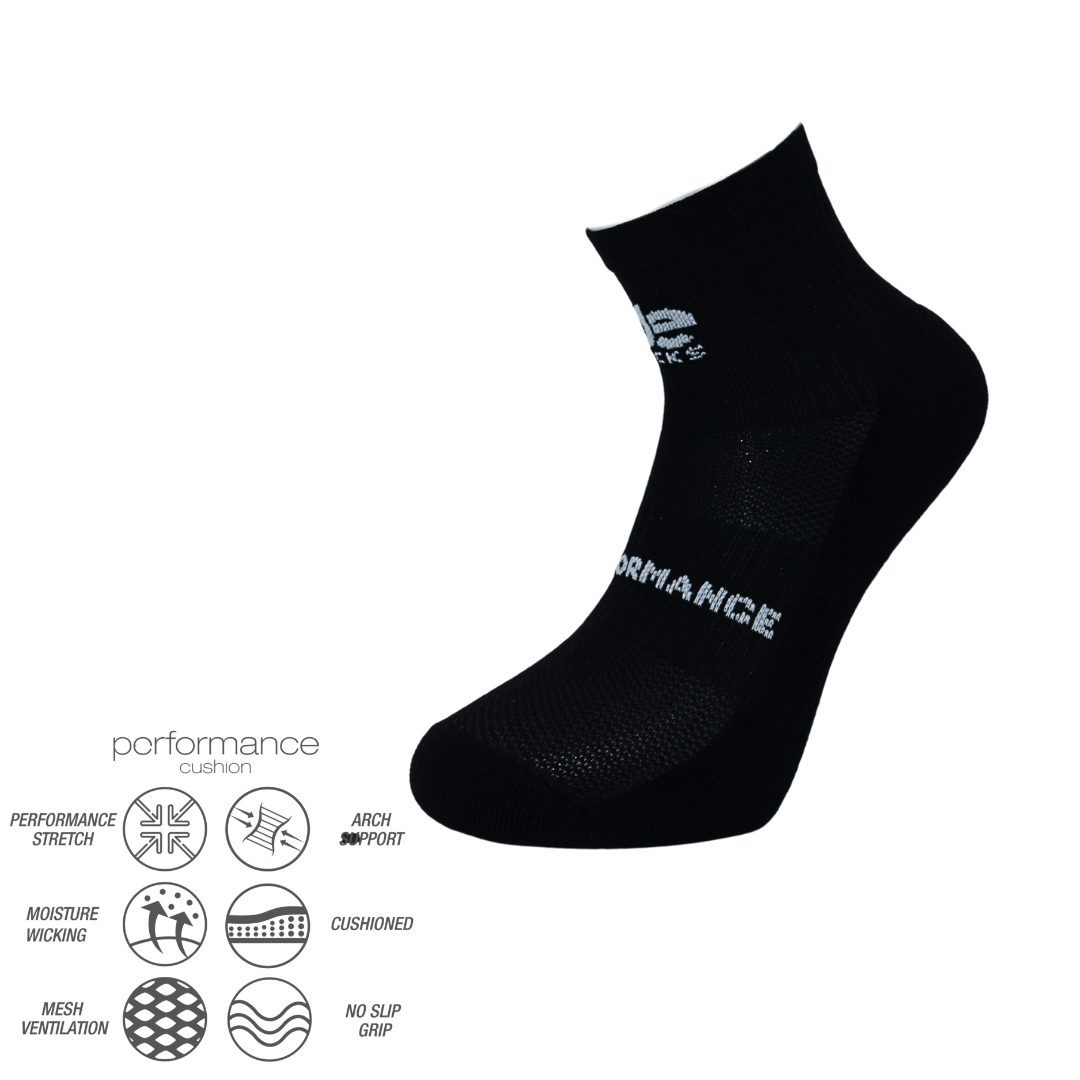 Αθλητικές κάλτσες για τρέξιμο short crew Strideroad Black – desocks με ενίσχυση καμάρας και αντιολισθητική σόλα για άνεση και σταθερότητα.